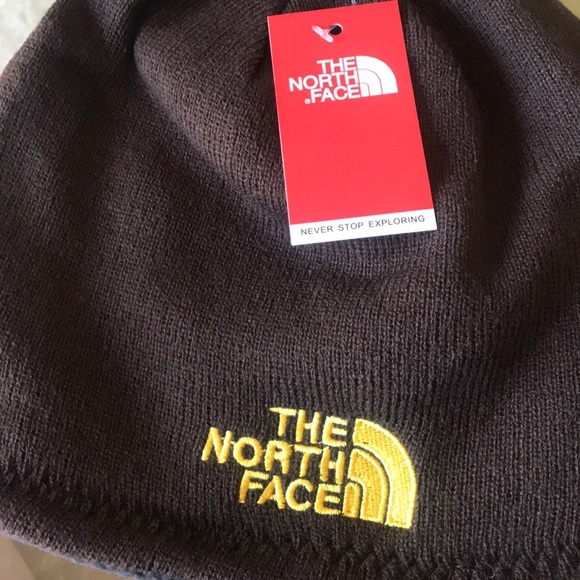 The North Face Other - The north face reversible winter hat